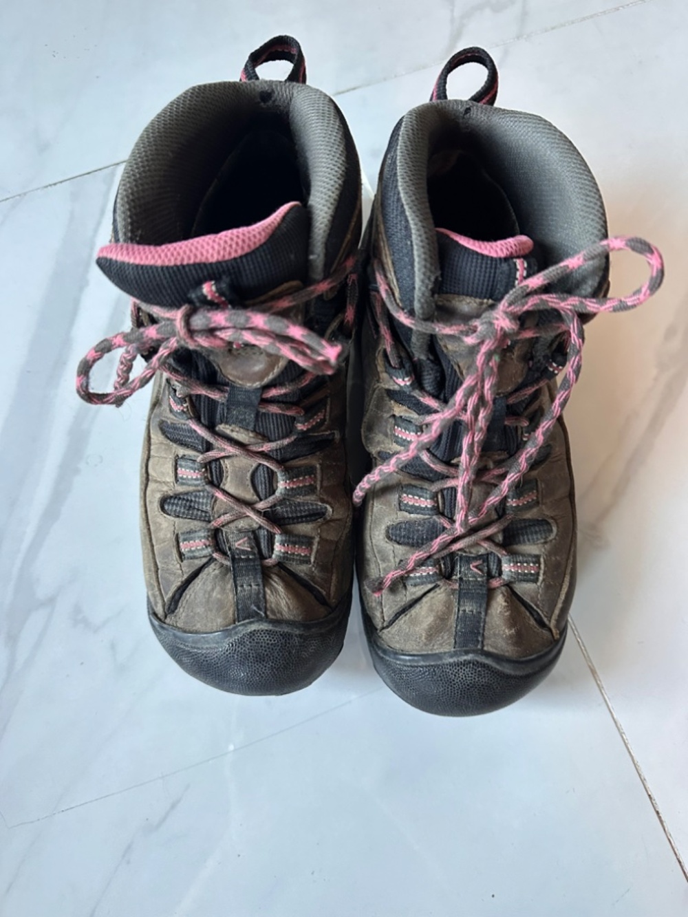 Women's Keen Targhee II Mid Waterproof Hiking Boots - Size 7 - Picture 2 of 8